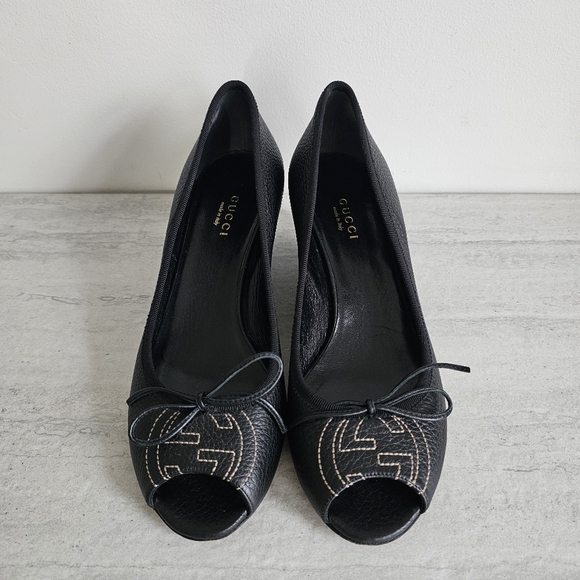 🖤 Gucci Wedge Heels 🖤